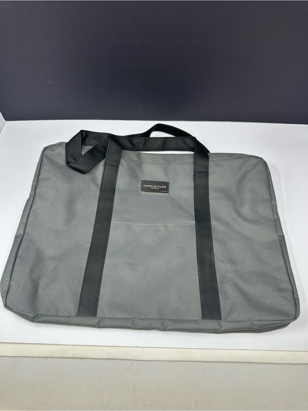 Issey Miyake Parfums Gray Travel/weekend bag computer business K0